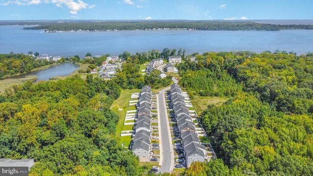 2906 SHAWS RD, Edgemere, MD 21219