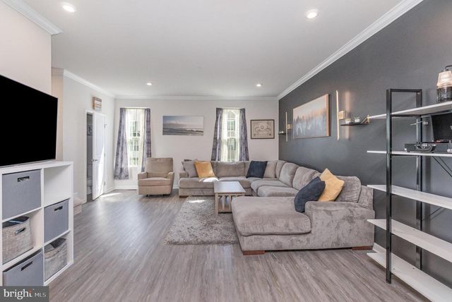 2906 SHAWS RD, Edgemere, MD 21219