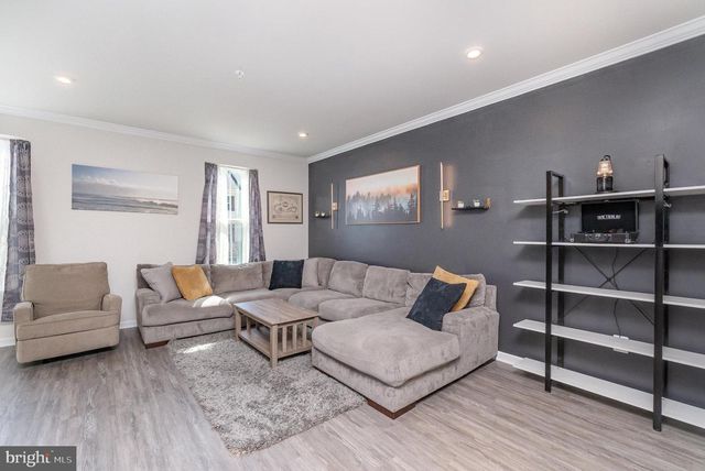 2906 SHAWS RD, Edgemere, MD 21219