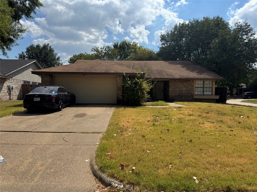 2681 Steppington Street, Grand Prairie, TX 75052 — exterior