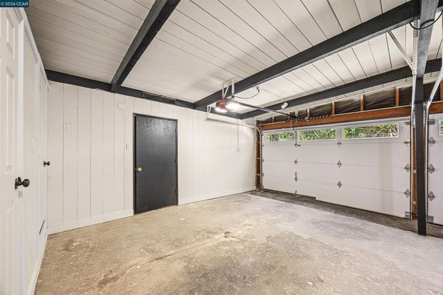 742 Miner Rd, Orinda, CA 94563