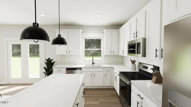 2004 Pollinator Place, Mebane, NC 27302