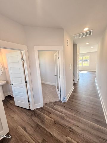 2004 Pollinator Place, Mebane, NC 27302