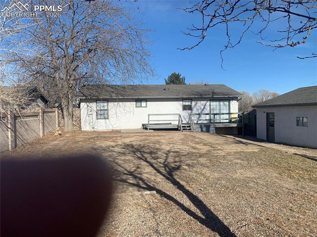 257 S Bailey Drive, Pueblo West, CO 81007