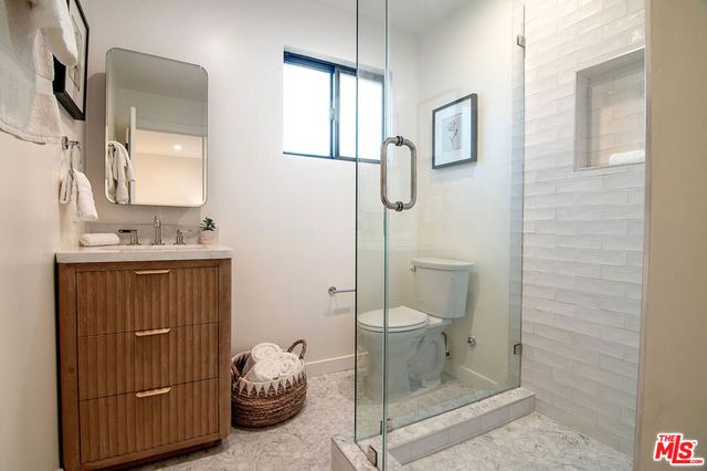 1145 S Crest Drive, Los Angeles, CA 90035