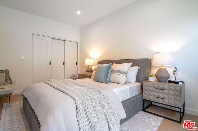 1145 S Crest Drive, Los Angeles, CA 90035