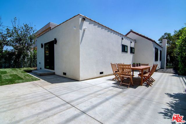 1145 S Crest Drive, Los Angeles, CA 90035