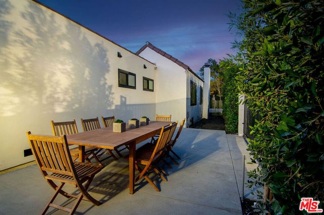 1145 S Crest Drive, Los Angeles, CA 90035