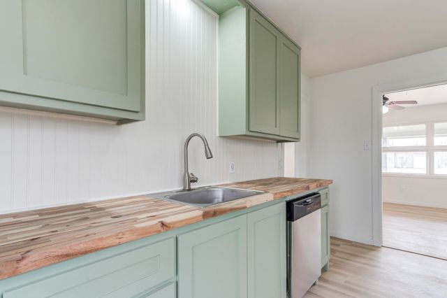 4714 39th Street, Lubbock, TX 79414