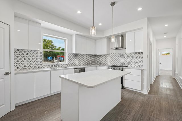3769 Wenatche Drive, Dallas, TX 75233