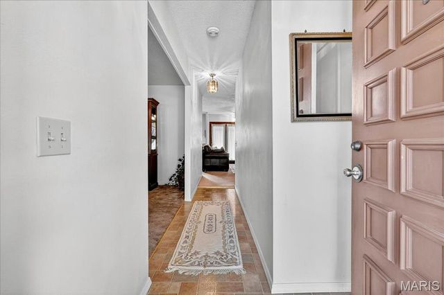 3914 Birkemeier Drive, Florissant, MO 63034