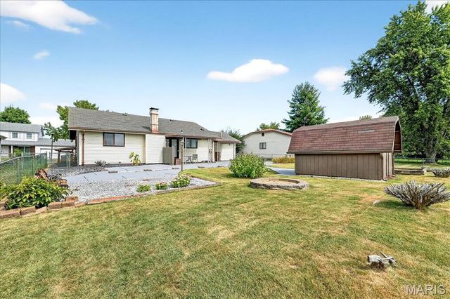 3914 Birkemeier Drive, Florissant, MO 63034