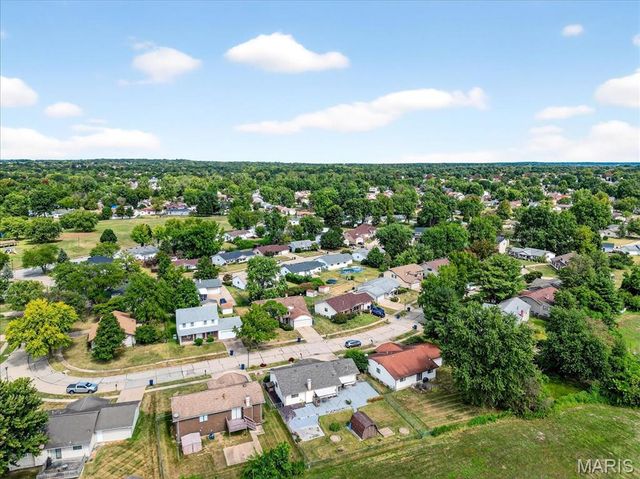 3914 Birkemeier Drive, Florissant, MO 63034