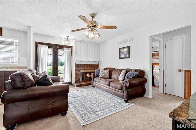 3914 Birkemeier Drive, Florissant, MO 63034