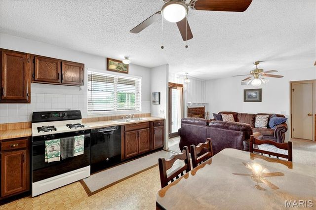 3914 Birkemeier Drive, Florissant, MO 63034