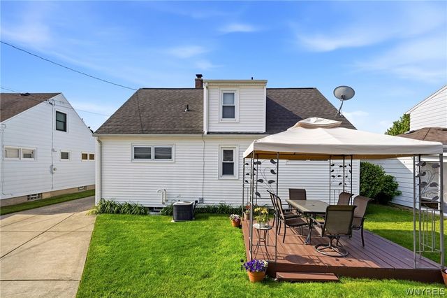 72 Arcade Avenue, Amherst, NY 14226