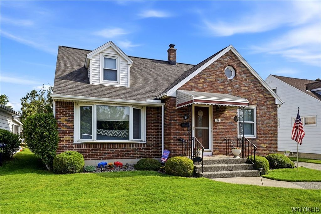 72 Arcade Avenue, Amherst, NY 14226