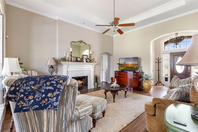 213 Regal Lane, Liberty, TX 77575