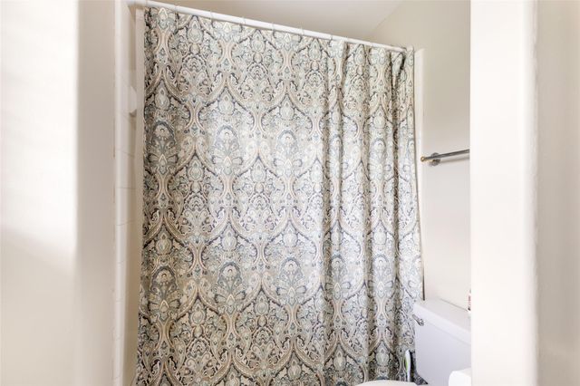 213 Regal Lane, Liberty, TX 77575