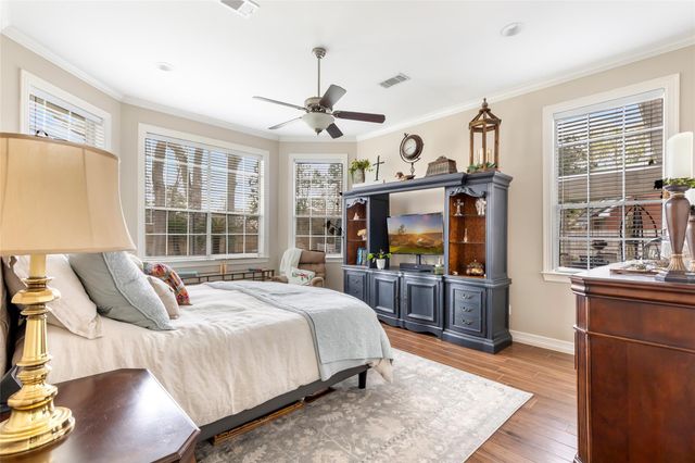 213 Regal Lane, Liberty, TX 77575