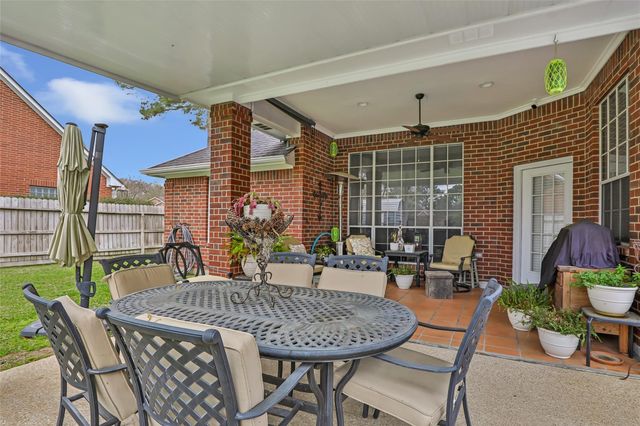 213 Regal Lane, Liberty, TX 77575