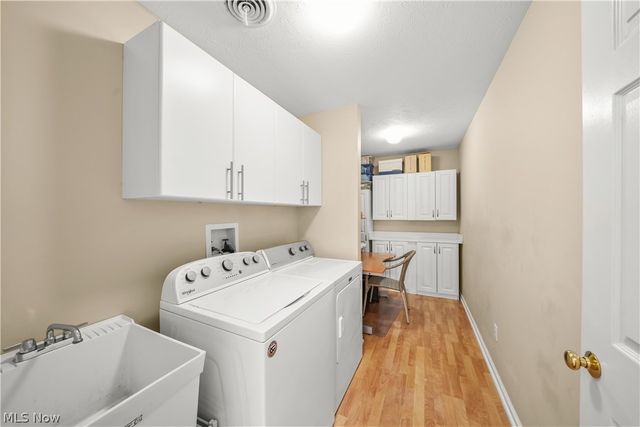 8181 Cyrus Lane, Sagamore Hills, OH 44067