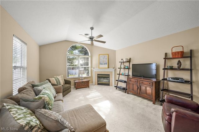 8181 Cyrus Lane, Sagamore Hills, OH 44067