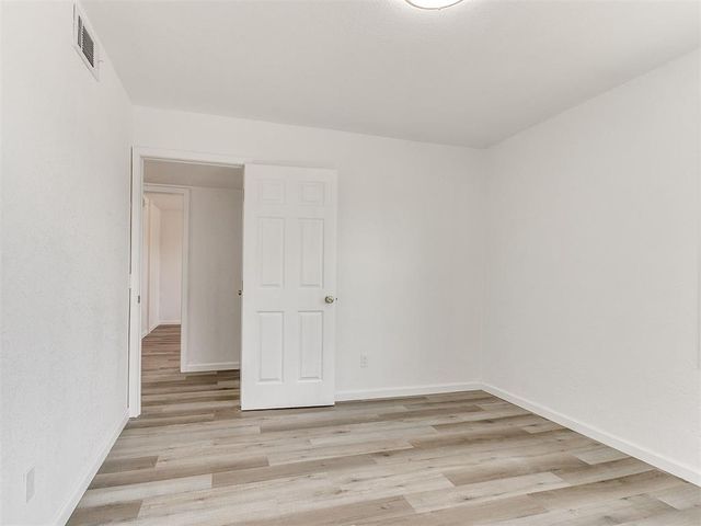 300 Oak Street, Oklahoma City, OK 73110