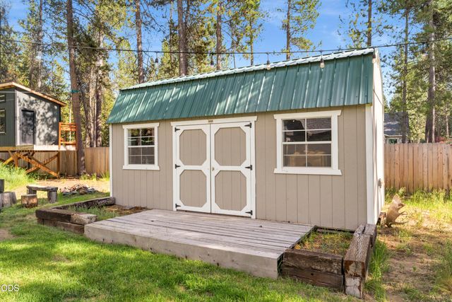17169 Kingsburg Road, Bend, OR 97707