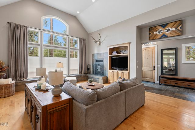17169 Kingsburg Road, Bend, OR 97707