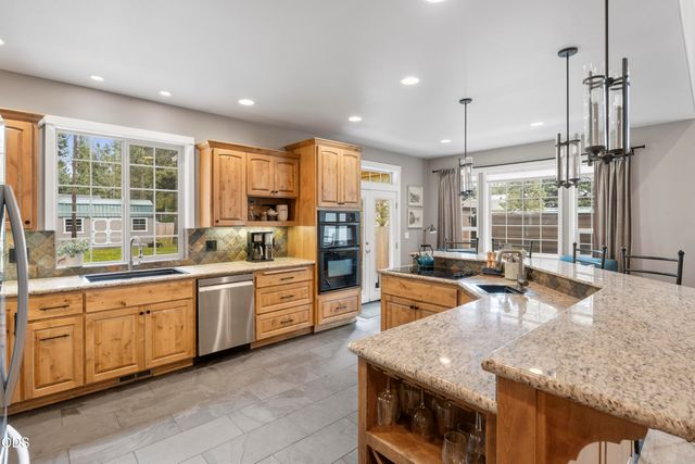 17169 Kingsburg Road, Bend, OR 97707
