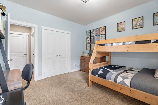 17169 Kingsburg Road, Bend, OR 97707