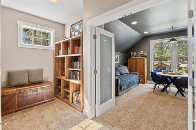 17169 Kingsburg Road, Bend, OR 97707