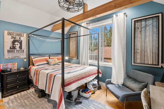 17169 Kingsburg Road, Bend, OR 97707
