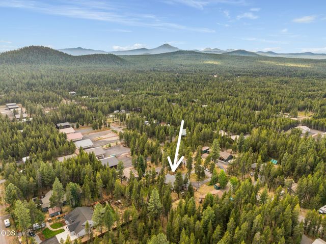 17169 Kingsburg Road, Bend, OR 97707