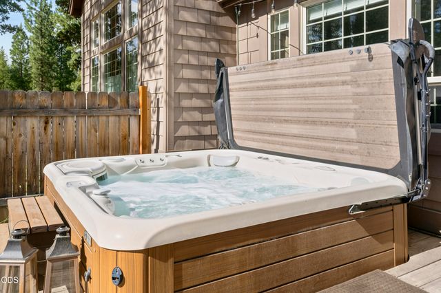 17169 Kingsburg Road, Bend, OR 97707