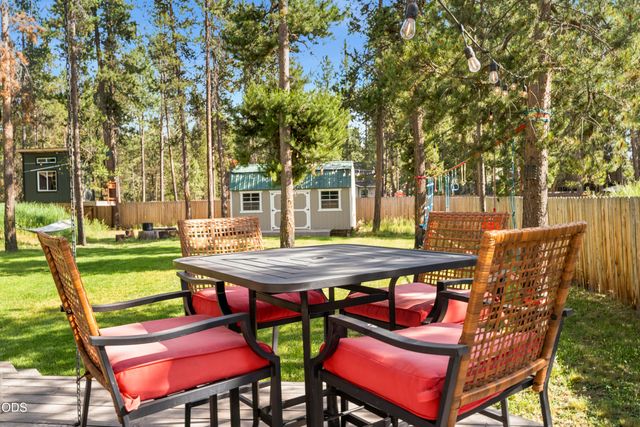 17169 Kingsburg Road, Bend, OR 97707