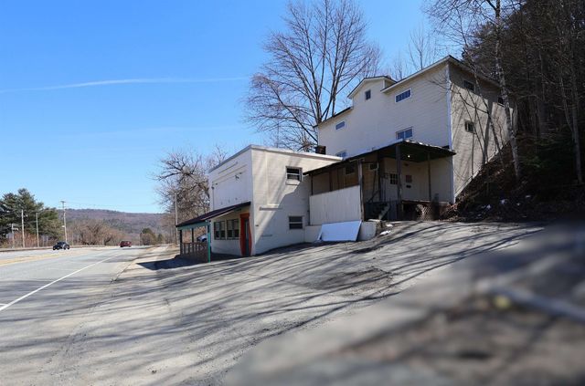 568 North Main Street, Hartford, VT 05001