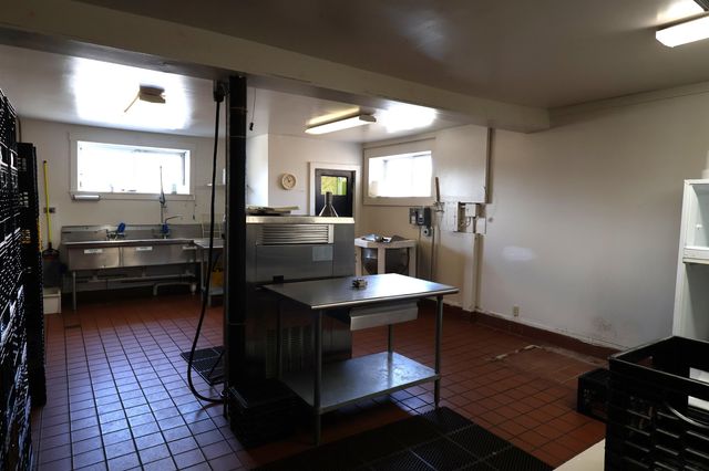 568 North Main Street, Hartford, VT 05001