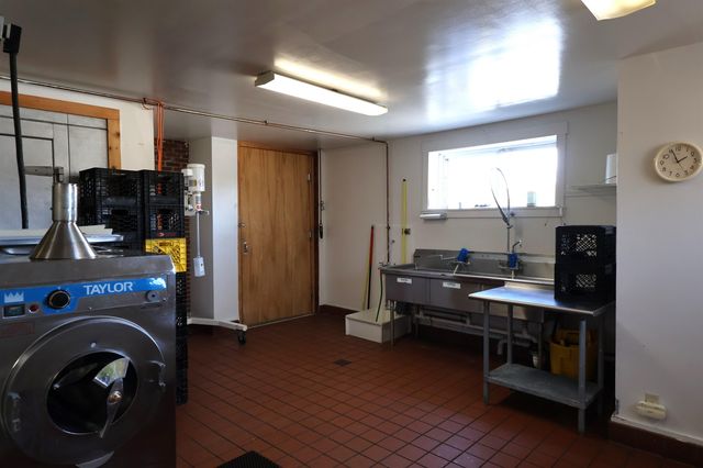 568 North Main Street, Hartford, VT 05001