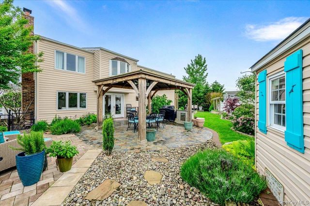 3683 Illona Lane, Oceanside, NY 11572