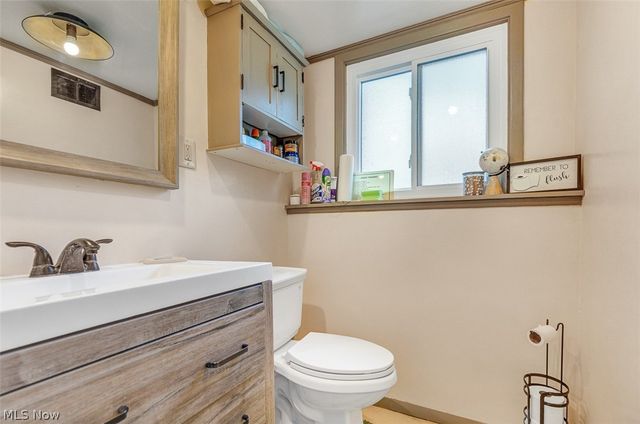 5707 Vickie Lane, Bedford Heights, OH 44146