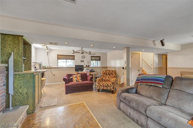 5707 Vickie Lane, Bedford Heights, OH 44146