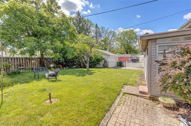 5707 Vickie Lane, Bedford Heights, OH 44146
