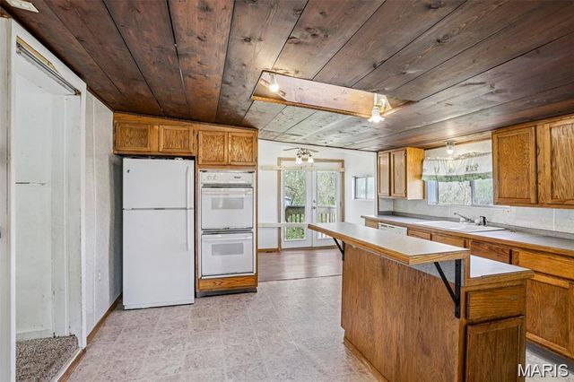 700 Lovett Street, De Soto, MO 63020