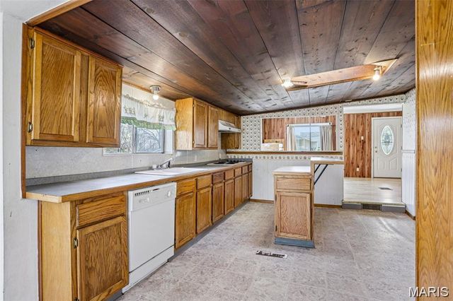 700 Lovett Street, De Soto, MO 63020