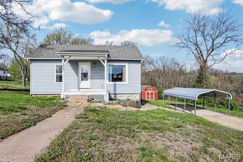 700 Lovett Street, De Soto, MO 63020