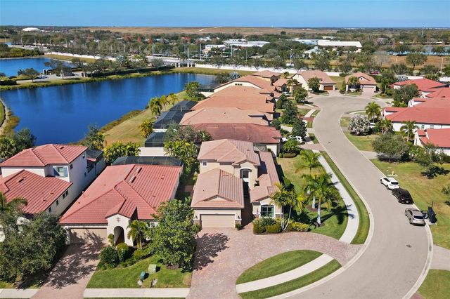 10619 GLENCORSE TERRACE, Bradenton, FL 34211