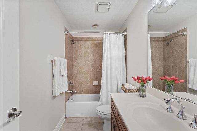 10619 GLENCORSE TERRACE, Bradenton, FL 34211