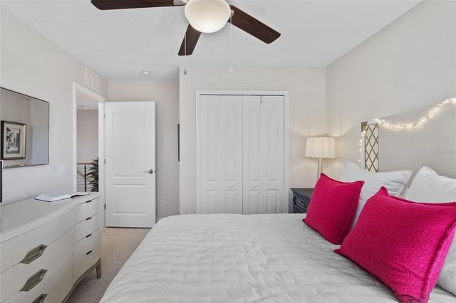 10619 GLENCORSE TERRACE, Bradenton, FL 34211